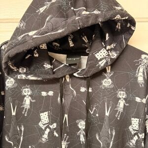 Laika Coraline Button eye ghost Spiderweb Character Print Hoodie Men's Large